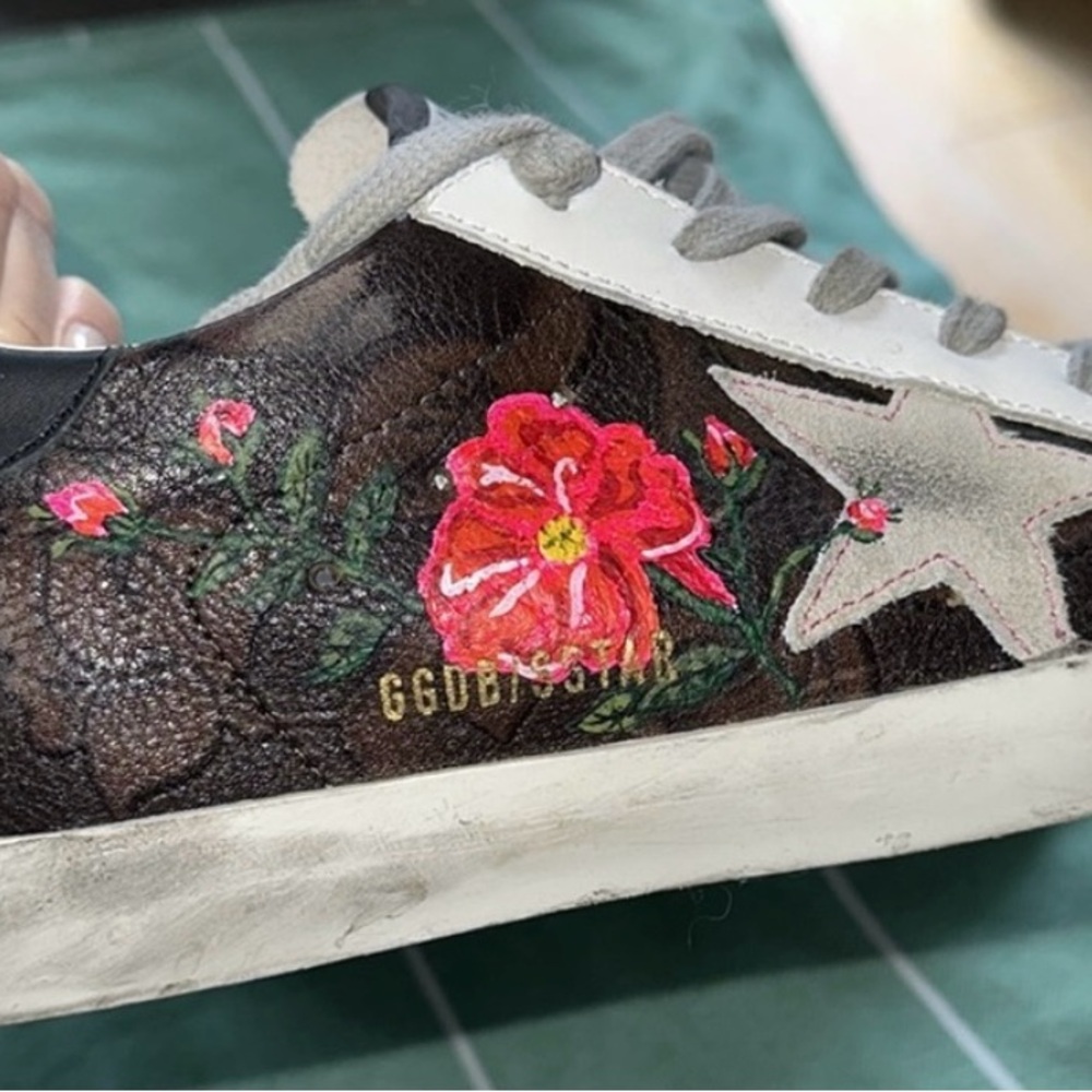 Golden Goose Women's Floral Sneakers - Brown and White